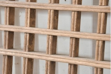 中国アンティーク建具　1900年頃　李朝風建具　均整の取れた格子意匠が魅力の窓2枚(1対)セット　(R-089929)