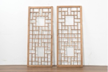 韓国アンティーク建具　1930年頃　李朝建具　幾何学デザインのパネル2枚セット　(R-089931)