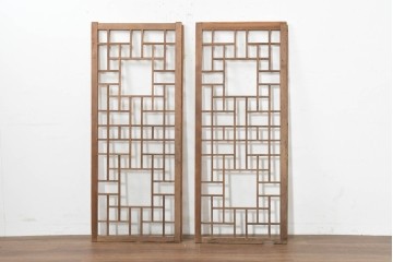 韓国アンティーク建具　1930年頃　李朝建具　幾何学デザインのパネル2枚セット　(R-089932)