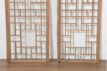 韓国アンティーク建具　1930年頃　李朝建具　幾何学デザインのパネル2枚セット　(R-089932)