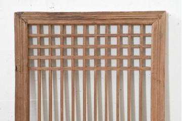 中国アンティーク建具　1900年頃　李朝風建具　規則正しい格子意匠が魅力の窓1枚　(R-089933)