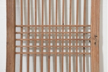 中国アンティーク建具　1900年頃　李朝風建具　規則正しい格子意匠が魅力の窓1枚　(R-089933)