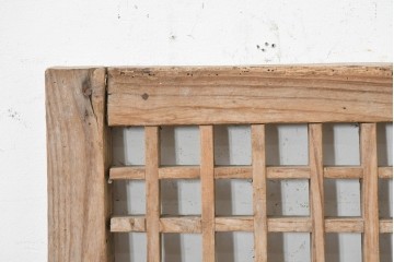 中国アンティーク建具　1900年頃　李朝風建具　規則正しい格子意匠が魅力の窓1枚　(R-089933)