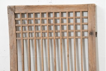 中国アンティーク建具　1900年頃　李朝風建具　規則正しい格子意匠が魅力の窓1枚　(R-089934)