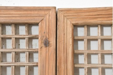 中国アンティーク建具　1900年頃　李朝風建具　均整の取れた格子意匠が魅力の窓2枚(1対)セット　(R-089935)