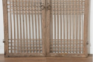 中国アンティーク建具　1900年頃　李朝風建具　均整の取れた格子意匠が魅力の窓2枚(1対)セット　(R-089938)