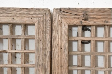 中国アンティーク建具　1900年頃　李朝風建具　均整の取れた格子意匠が魅力の窓2枚(1対)セット　(R-089938)