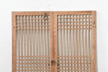 中国アンティーク建具　1900年頃　李朝風建具　均整の取れた格子意匠が魅力の窓2枚(1対)セット　(R-089938)