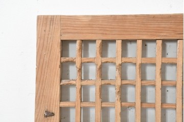 中国アンティーク建具　1900年頃　李朝風建具　均整の取れた格子意匠が魅力の窓2枚(1対)セット　(R-089938)