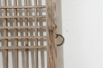 中国アンティーク建具　1900年頃　李朝風建具　規則正しい格子意匠が魅力の窓1枚　(R-089940)