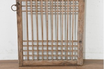 中国アンティーク建具　1900年頃　李朝風建具　規則正しい格子意匠が魅力の窓1枚　(R-089940)
