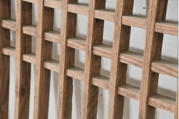中国アンティーク建具　1900年頃　李朝風建具　規則正しい格子意匠が魅力の窓1枚　(R-089940)