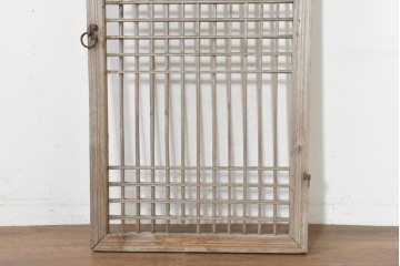 中国アンティーク建具　1900年頃　李朝風建具　均整の取れた格子意匠が魅力の窓1枚　(R-089947)