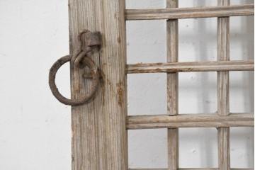 中国アンティーク建具　1900年頃　李朝風建具　均整の取れた格子意匠が魅力の窓1枚　(R-089947)