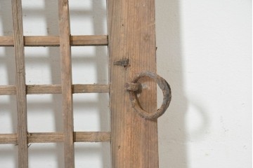 中国アンティーク建具　1900年頃　李朝風建具　均整の取れた格子意匠が魅力の窓1枚　(R-089947)