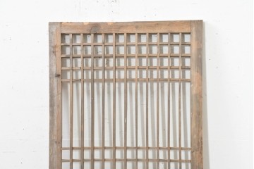 中国アンティーク建具　1900年頃　李朝風建具　均整の取れた格子意匠が魅力の窓1枚　(R-089948)