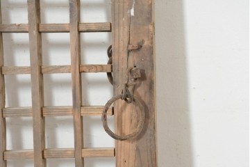中国アンティーク建具　1900年頃　李朝風建具　均整の取れた格子意匠が魅力の窓1枚　(R-089948)