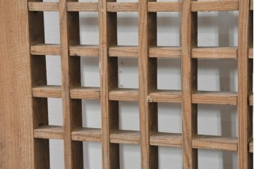 中国アンティーク建具　1900年頃　李朝風建具　均整の取れた格子意匠が魅力の窓2枚(1対)セット　(R-089952)