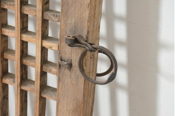 中国アンティーク建具　1900年頃　李朝風建具　均整の取れた格子意匠が魅力の窓1枚　(R-089953)