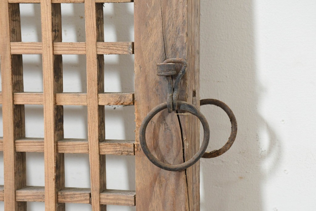 中国アンティーク建具　1900年頃　李朝風建具　均整の取れた格子意匠が魅力の窓1枚　(R-089954)