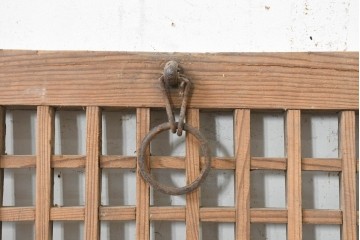 中国アンティーク建具　1900年頃　李朝風建具　均整の取れた格子意匠が魅力の窓2枚(1対)セット　(R-089955)