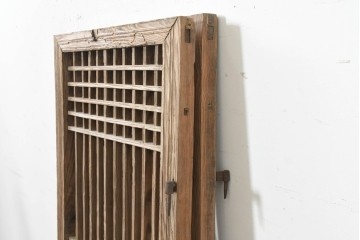 中国アンティーク建具　1900年頃　李朝風建具　均整の取れた格子意匠が魅力の窓2枚(1対)セット　(R-089955)