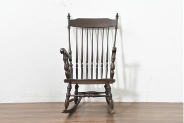 和製ヴィンテージ　1970年から1980年頃　飛騨家具　WINDS太平　ゆったりとくつろげるロッキングチェア　(R-089957)