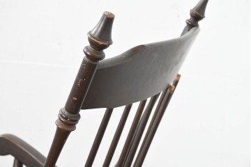 和製ヴィンテージ　1970年から1980年頃　飛騨家具　WINDS太平　ゆったりとくつろげるロッキングチェア　(R-089957)