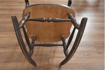 和製ヴィンテージ　1970年から1980年頃　飛騨家具　WINDS太平　ゆったりとくつろげるロッキングチェア　(R-089957)