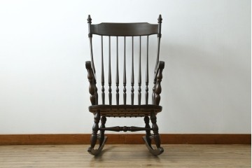 和製ヴィンテージ　1970年から1980年頃　飛騨家具　WINDS太平　ゆったりとくつろげるロッキングチェア　(R-089957)