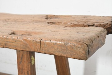 バリアンティーク　1920年から1950年頃　自然な木の形を生かした古材の木製ベンチ　(R-089958)