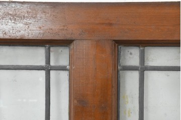 イギリスアンティーク建具　1920年頃　格子意匠が端正なステンドグラス入りフィックス窓1枚　(R-089962)
