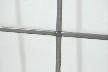 イギリスアンティーク建具　1920年頃　格子意匠が端正なステンドグラス入りフィックス窓1枚　(R-089962)