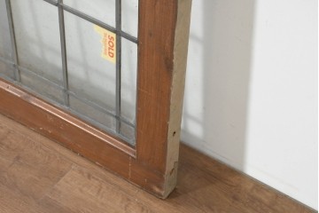 イギリスアンティーク建具　1920年頃　格子意匠が端正なステンドグラス入りフィックス窓1枚　(R-089962)