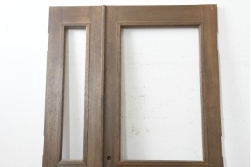 中古建具　特注オーダー品　ナラ無垢材　立体的なパネル意匠が上品な親子ドア2枚(1対)セット　(R-089964)