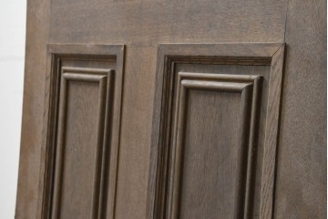 中古建具　特注オーダー品　ナラ無垢材　立体的なパネル意匠が上品な親子ドア2枚(1対)セット　(R-089964)