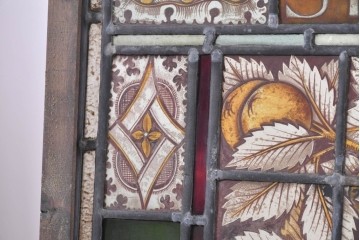 フランスアンティーク建具　1900年頃　エナメル絵付け　神の子羊を描いた荘厳なステンドグラス1枚　(R-089970)
