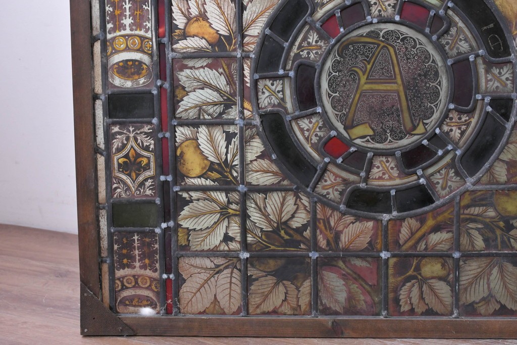 フランスアンティーク建具　1900年頃　エナメル絵付け　聖ペテロの名を掲げたステンドグラス1枚　(R-089971)
