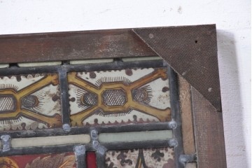 フランスアンティーク建具　1900年頃　エナメル絵付け　聖ペテロの名を掲げたステンドグラス1枚　(R-089971)