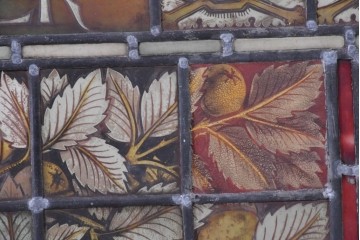 フランスアンティーク建具　1900年頃　エナメル絵付け　聖ペテロの名を掲げたステンドグラス1枚　(R-089971)
