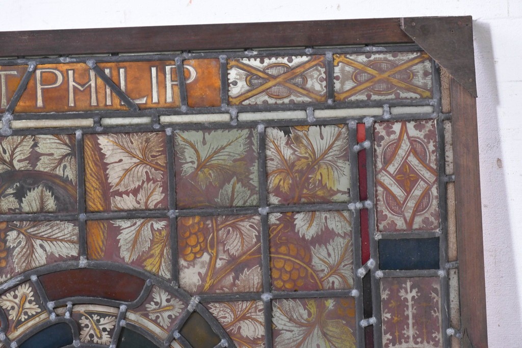 フランスアンティーク建具　1900年頃　エナメル絵付け　円形メダリオンと葡萄文様が印象的なステンドグラス1枚　(R-089972)