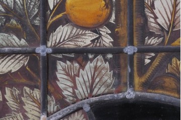 フランスアンティーク建具　1900年頃　装飾性豊かな円形意匠が目を引くステンドグラス1枚　(R-089973)