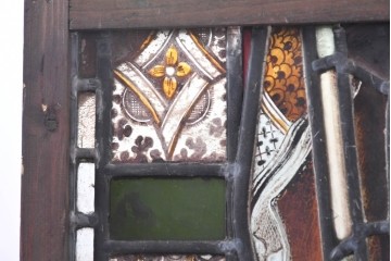 フランスアンティーク建具　1900年頃　エナメル絵付け　宗教美術の趣を感じる聖人像のステンドグラス2枚セット　(R-089975)