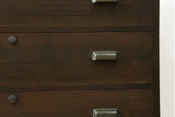 和製ヴィンテージ　和モダンな印象に仕上げた桐箪笥ローチェスト(R-089983)
