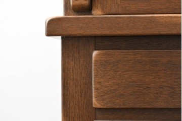 中古　美品　柏木工(KASHIWA)　WILDERNESS(ウィルダネス)　オーク材　落ち着いた佇まいのキャビネット　定価約75万円　(R-089987)