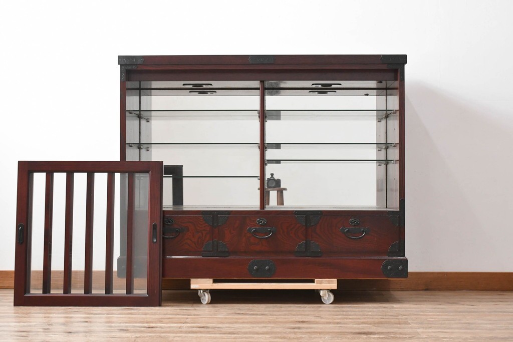 中古　美品　筑後民芸　川野工芸　力強く美しい木目が際立つ飾り棚　(R-089988)