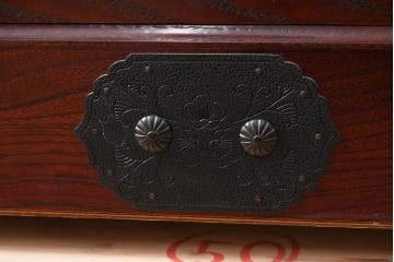 中古　美品　筑後民芸　川野工芸　力強く美しい木目が際立つ飾り棚　(R-089988)