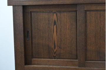 中古　美品　職人手作り品　タモ材　ダイナミックで美しい木目の水屋箪笥　(R-089989)