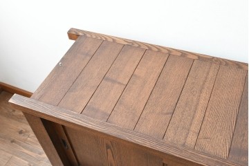 中古　美品　職人手作り品　タモ材　水屋箪笥下段　前板の美しい杢目が目を引く収納棚　(R-089991)