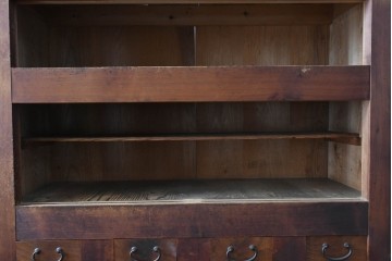 和製アンティーク　透かし彫りの意匠が趣を添える四尺京水屋　(R-089992)